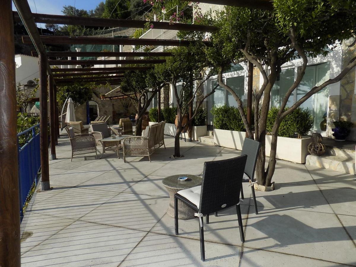 Maison De Charme Villa Mavi Praiano Exteriör bild